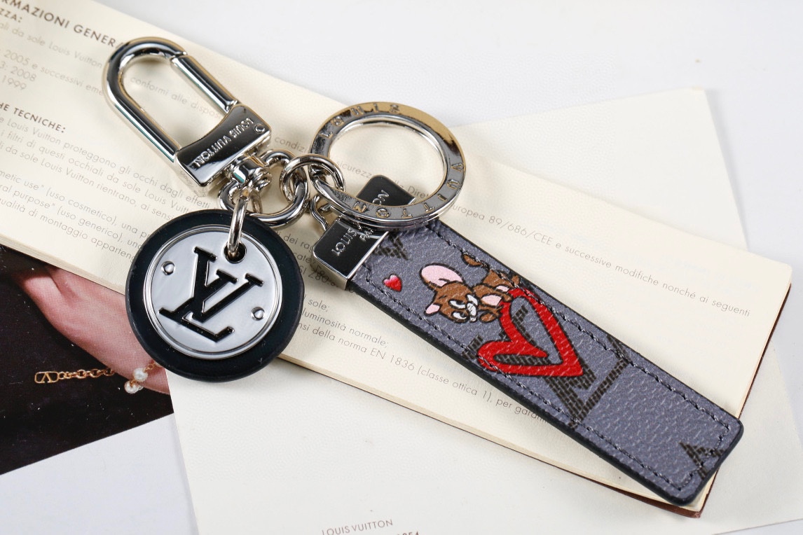 LV keyring lyh177
